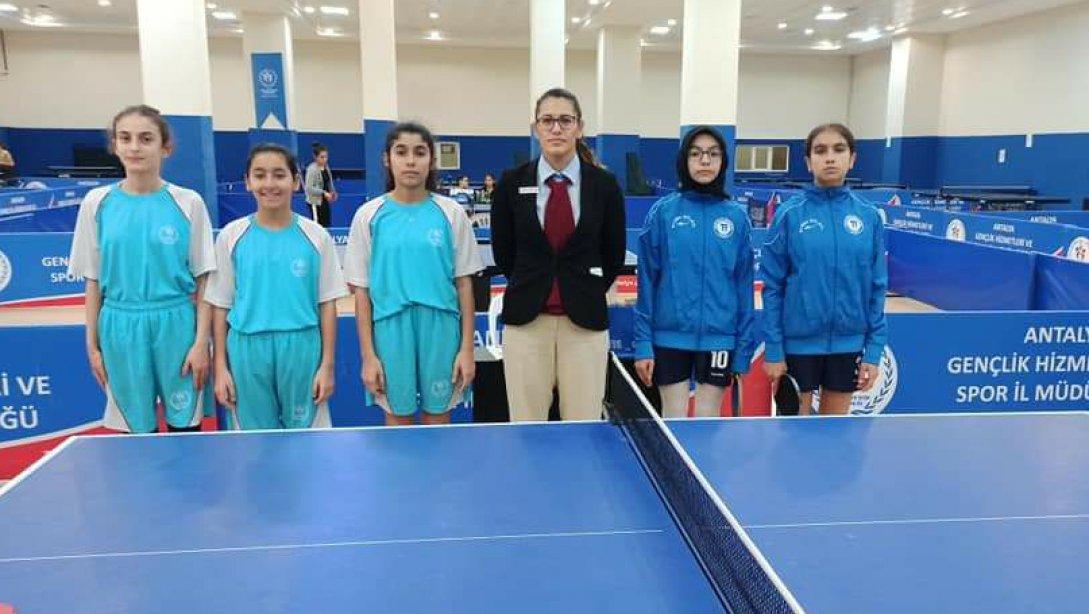 Beldibi Ortaokulu Yıldızlar Kız Masa Tenisi Takımı Antalya Birincisi oldu. 