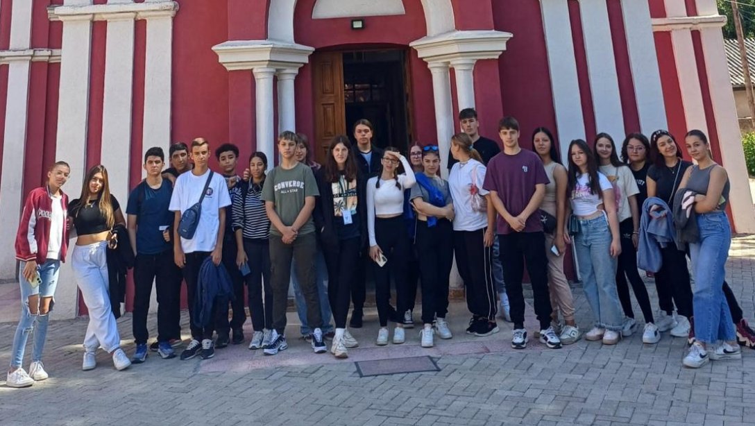 KEMER ANADOLU LİSESİ AB ERASMUS+KA210 İLE  KUZEY MAKEDONYA 'DA