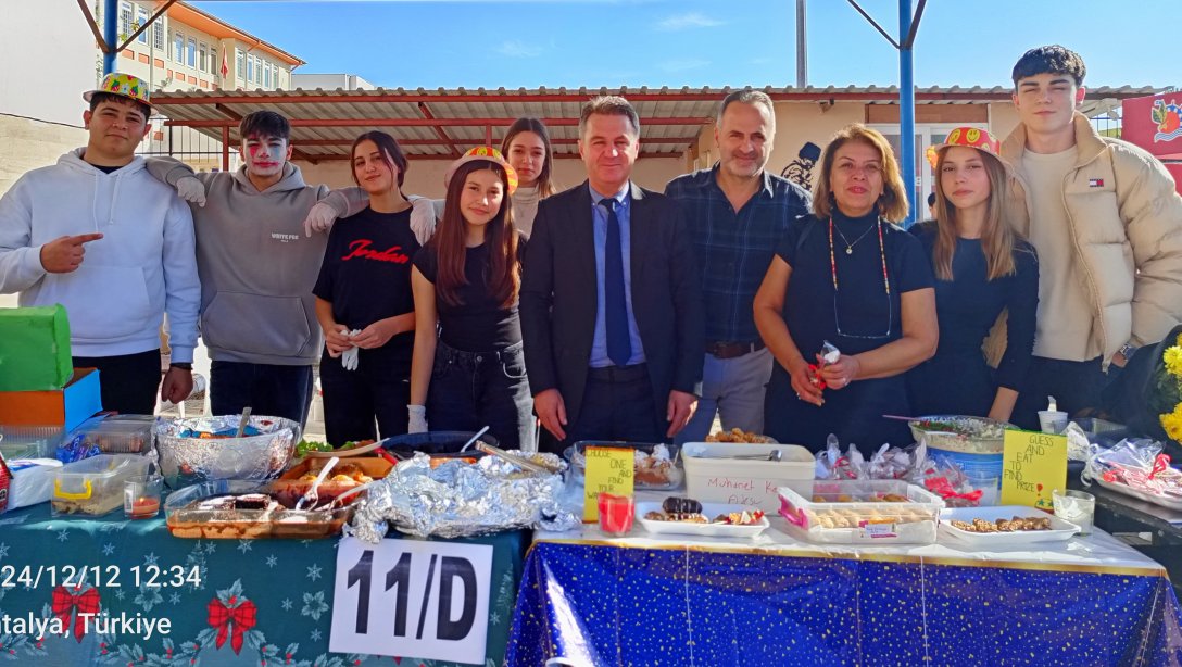 KEMER ANADOLU LİSESİ ÖĞRENCİLERİNİN KERMES COŞKUSU